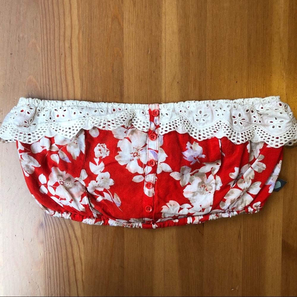 Red bohemian floral print crop top